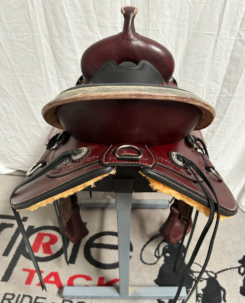 Load image into Gallery viewer, Circle Y Oak Grove Trail Saddle 16"
