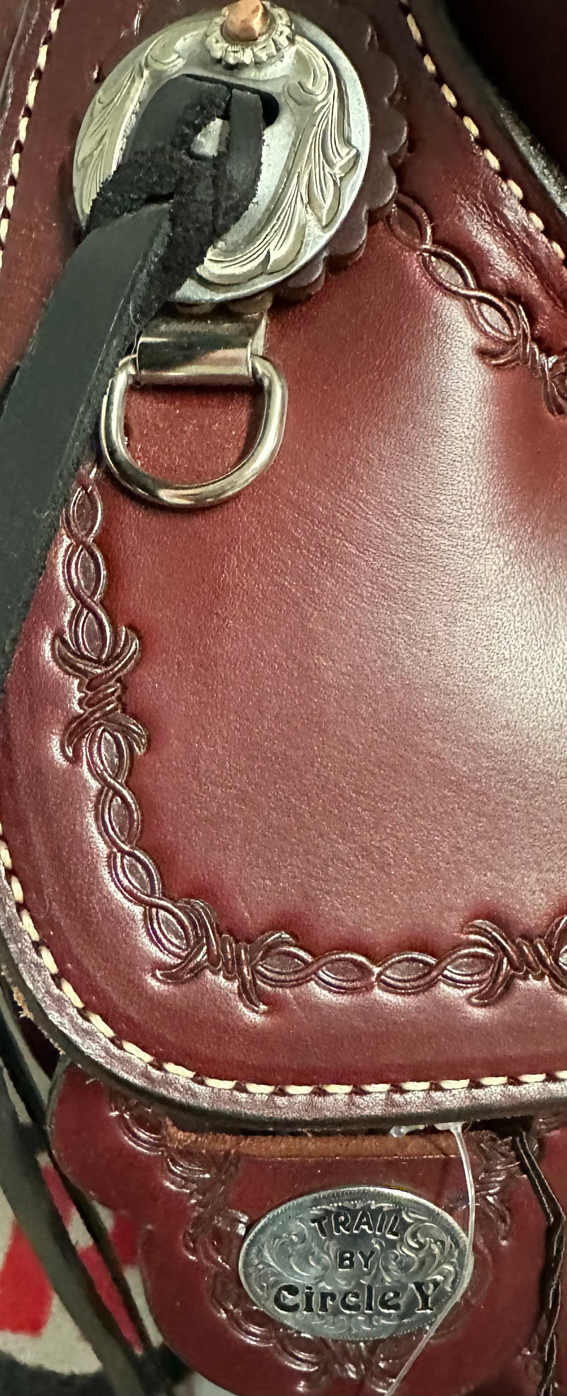 Load image into Gallery viewer, Circle Y Oak Grove Trail Saddle 16"
