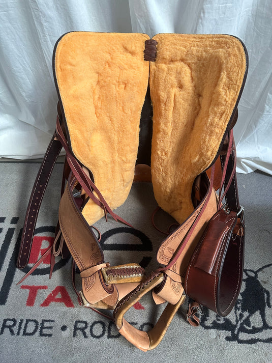 Triple R Modified Association Rancher Saddle 15.5"