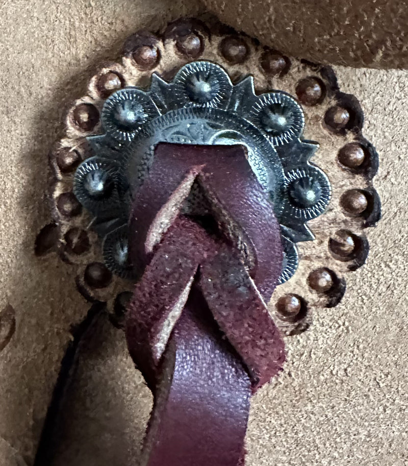 Load image into Gallery viewer, Triple R Modified Association Rancher Saddle 16"
