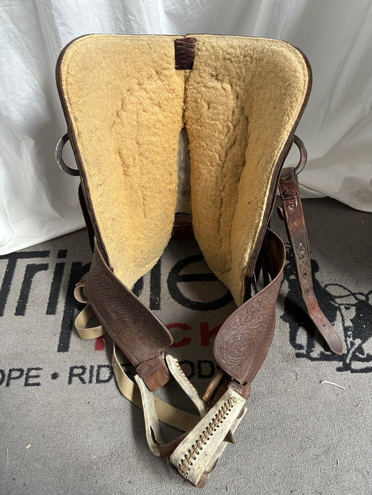 Used Dale Martin 7/8 Floral Team Roper Saddle 15"