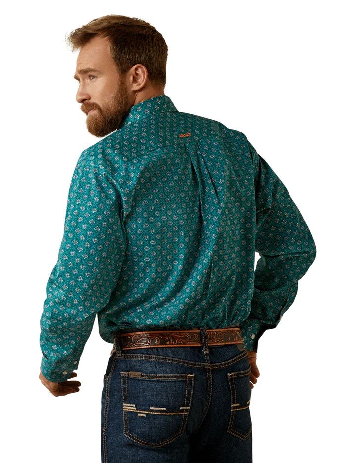 Load image into Gallery viewer, Ariat Mens Wrinkle Free Fuller Classic Fit Long Sleeve Shirt - Green
