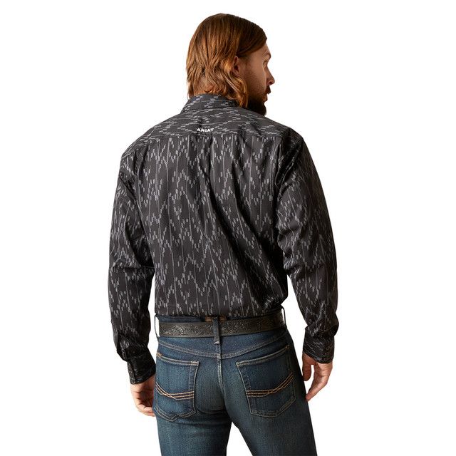Load image into Gallery viewer, Ariat Mens Shea Classic Fit Long Sleeve Snap Shirt - Black
