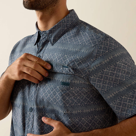 Ariat Mens VentTek Outbound Fitted Short Sleeve Print Shirt - Dark Denim