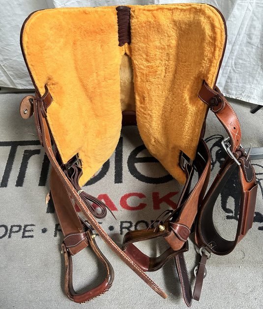 Martin Saddlery Chestnut Stingray Barrel Saddle 14"