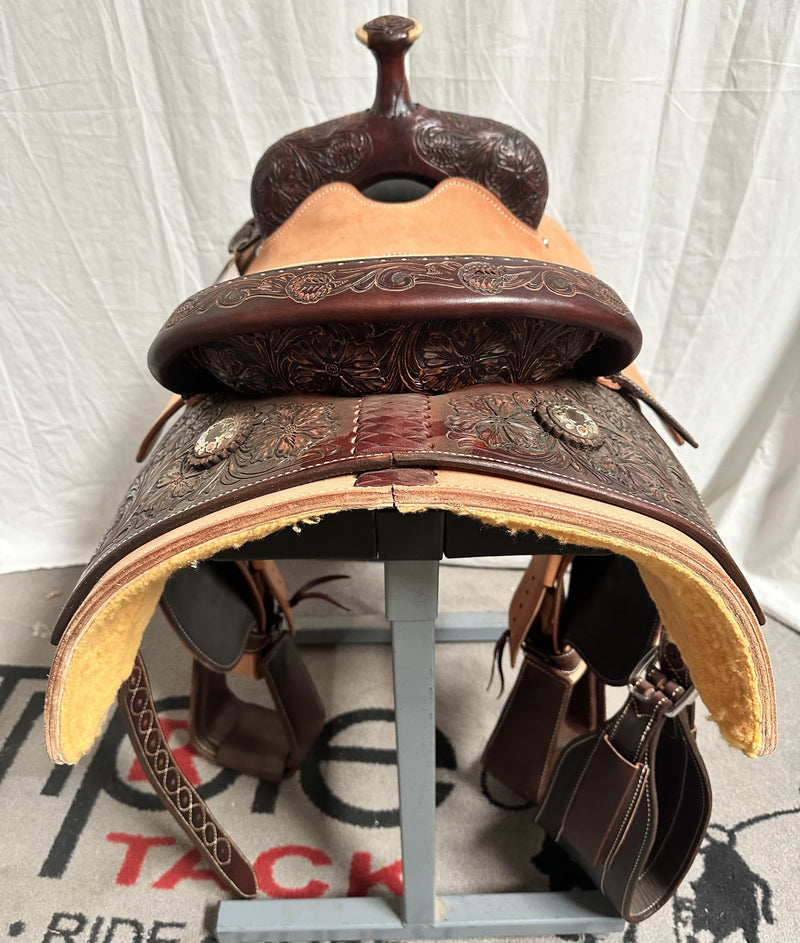 Load image into Gallery viewer, Martin Saddlery Team Roper Saddle  - 14.5”
