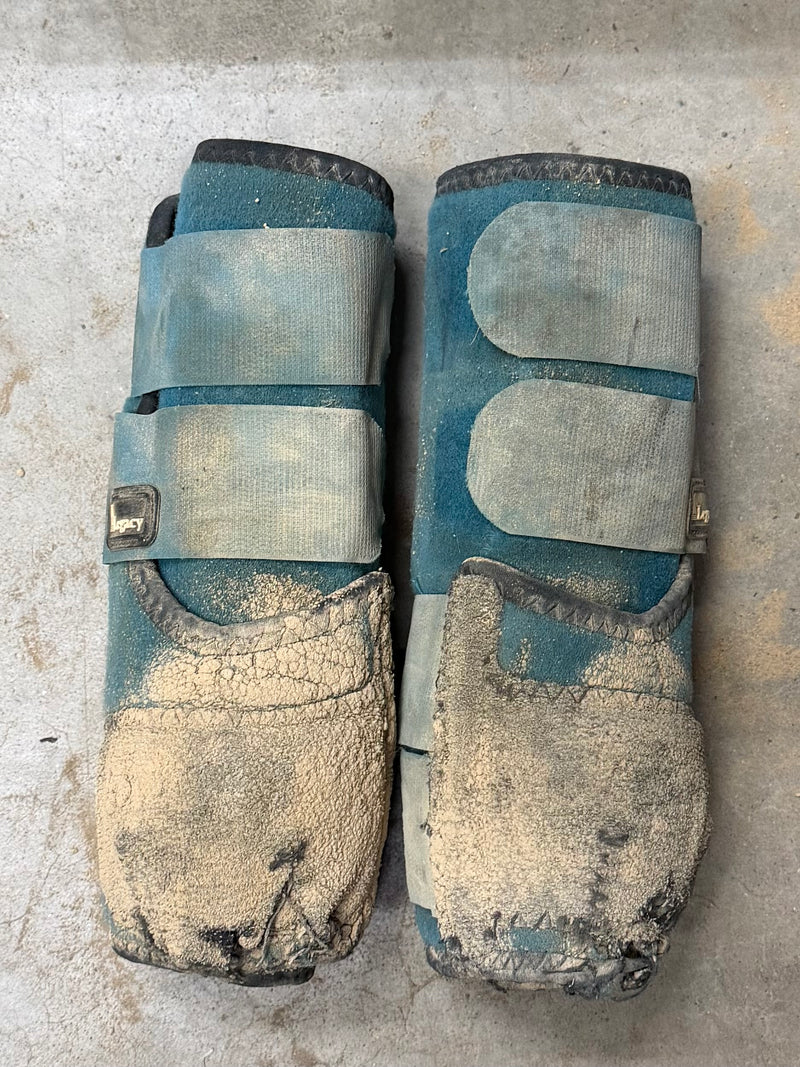 Load image into Gallery viewer, Used CE Legacy Protective Boots - Teal - Medium - Hind
