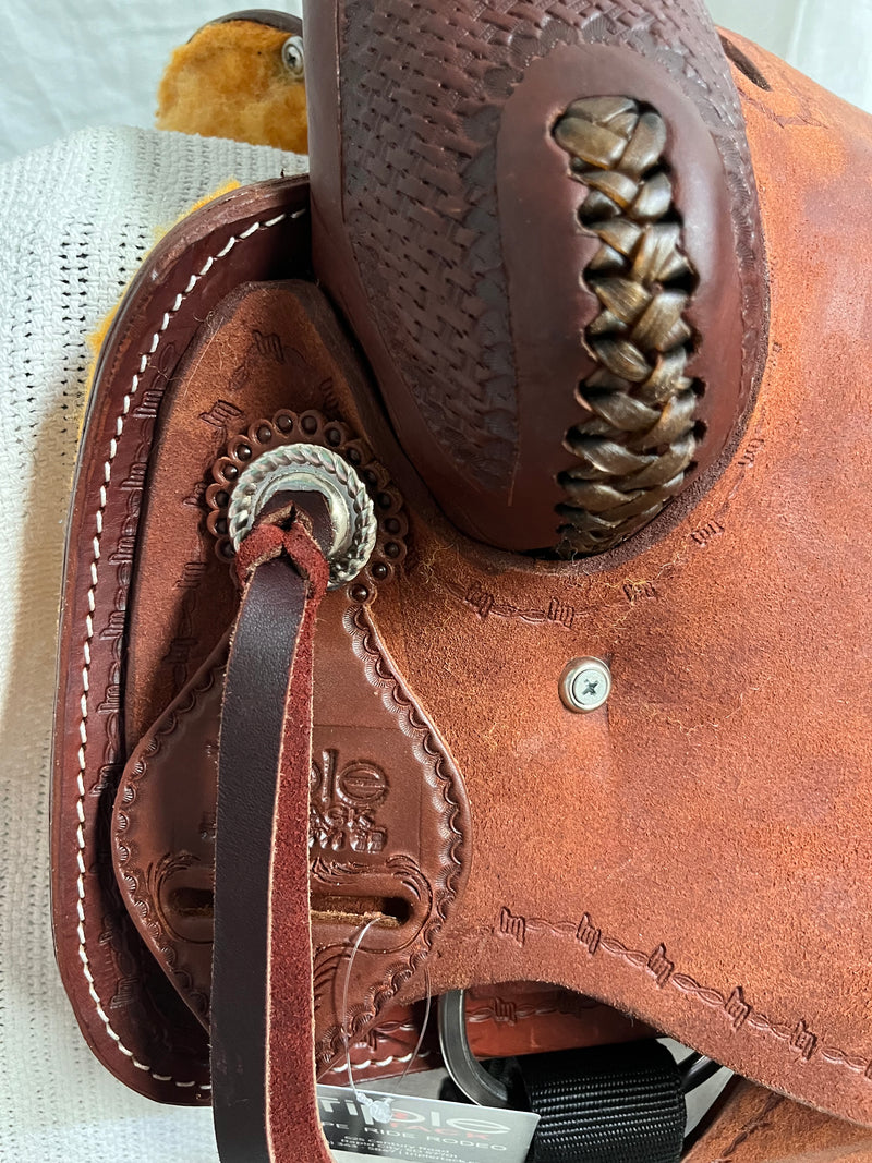 Load image into Gallery viewer, Triple R Kid Modified Association Rancher Saddle 13"
