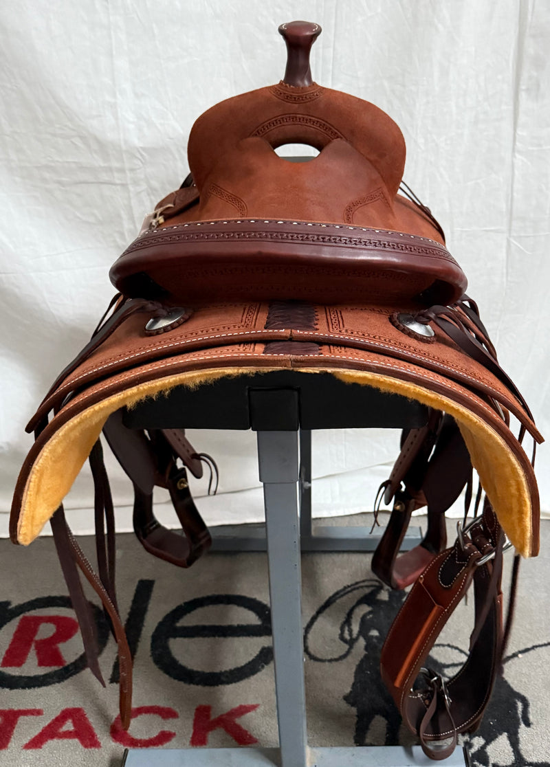 Load image into Gallery viewer, Martin Saddlery Roughout Ranch Cutter Saddle - 15.5"

