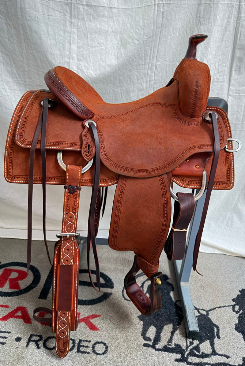 Load image into Gallery viewer, Martin Saddlery Roughout Ranch Cutter Saddle - 15.5"

