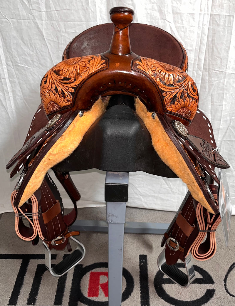Load image into Gallery viewer, ST BR450 Buckstitch Barrel Saddle 14.5"
