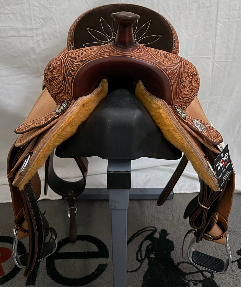 Load image into Gallery viewer, Martin Saddlery Fearless 1/8 Floral Barrel Saddle - 14.5"
