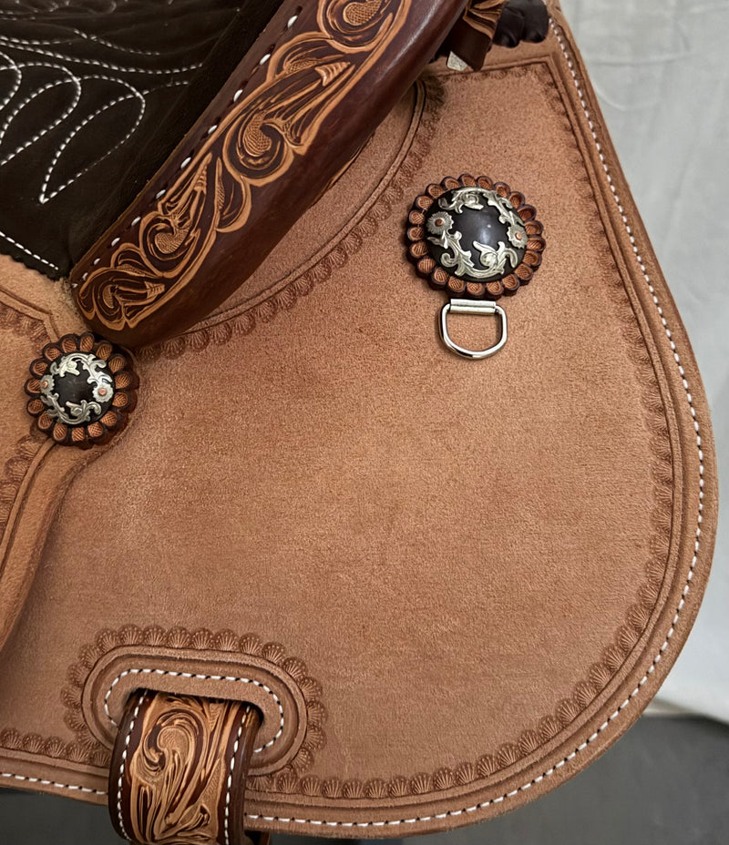 Load image into Gallery viewer, Martin Saddlery Fearless 1/8 Floral Barrel Saddle - 14.5"
