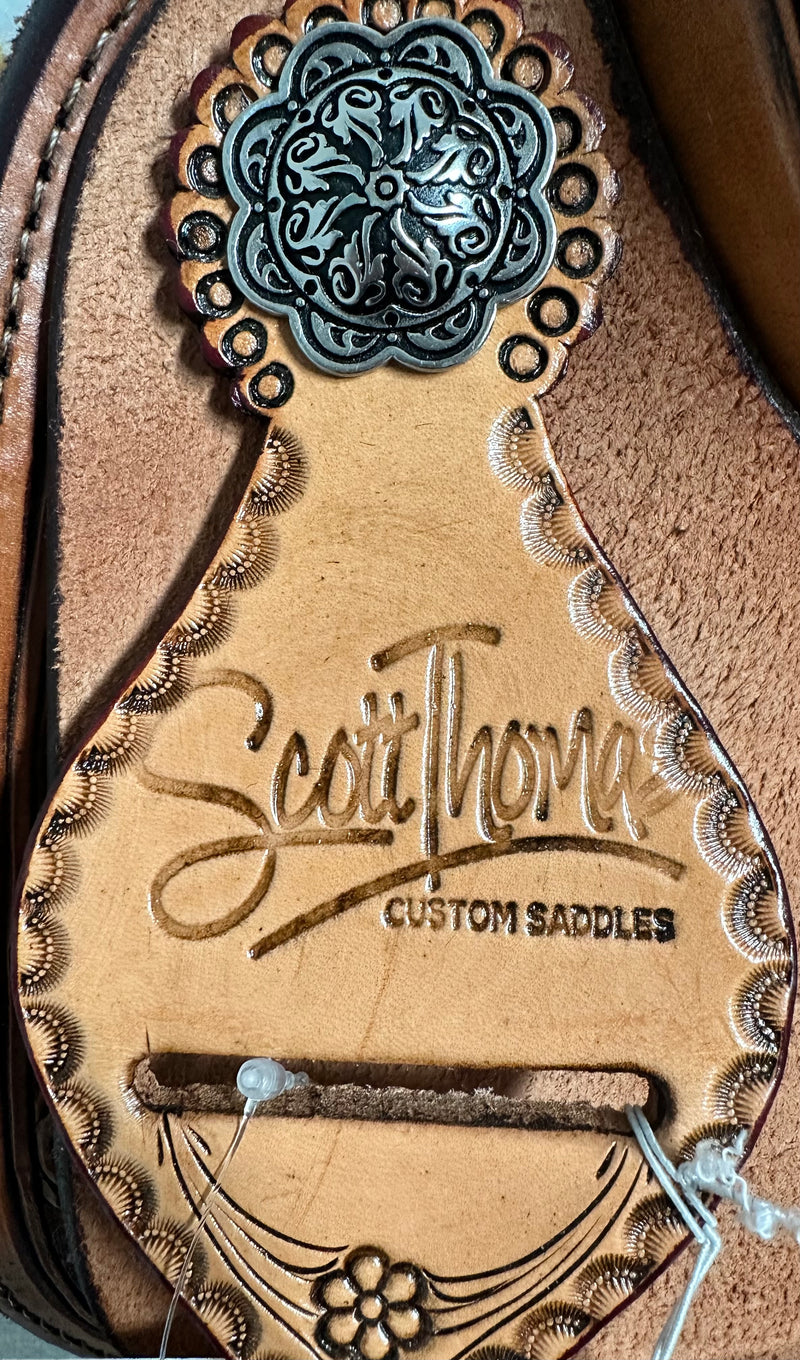 Load image into Gallery viewer, ST 1/2 Floral Team Roper Saddle 14.5"
