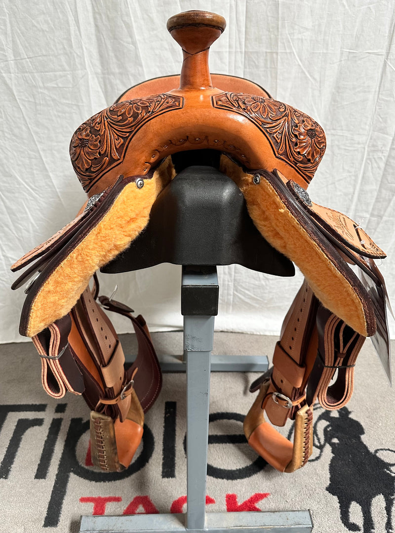 Load image into Gallery viewer, ST 1/2 Floral Team Roper Saddle 14.5"
