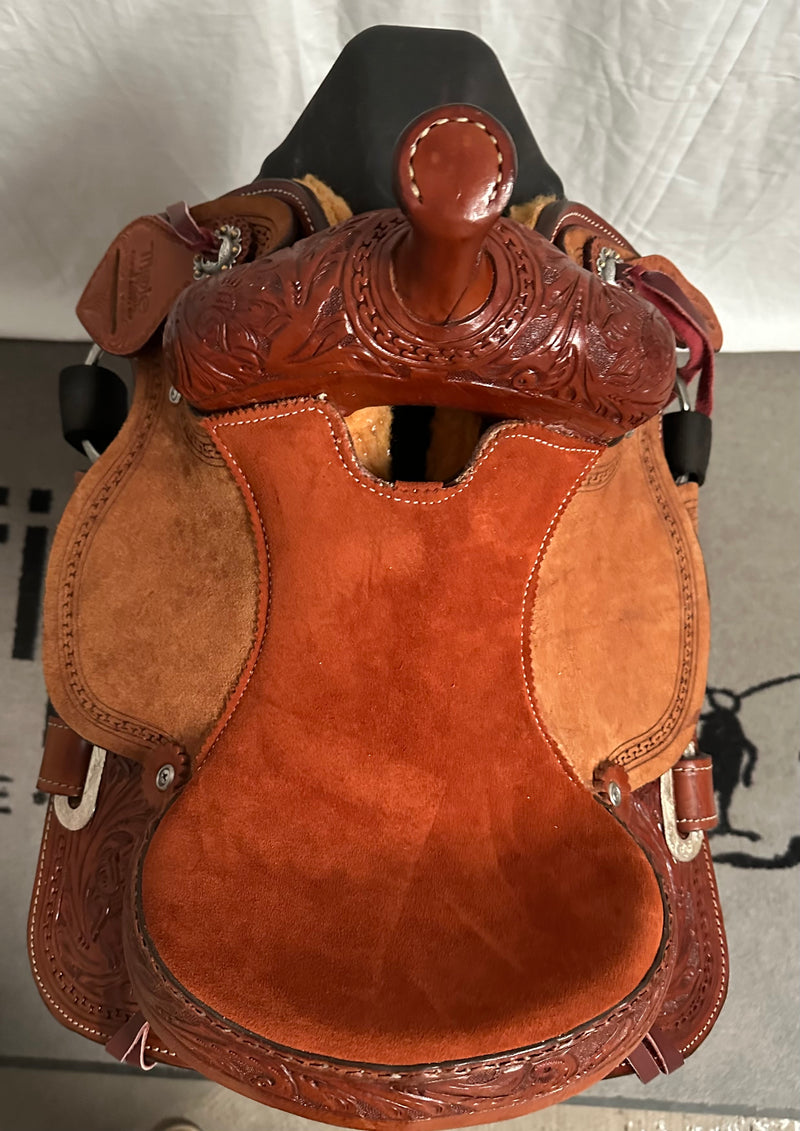 Load image into Gallery viewer, Triple R Kid Barrel Saddle 12"
