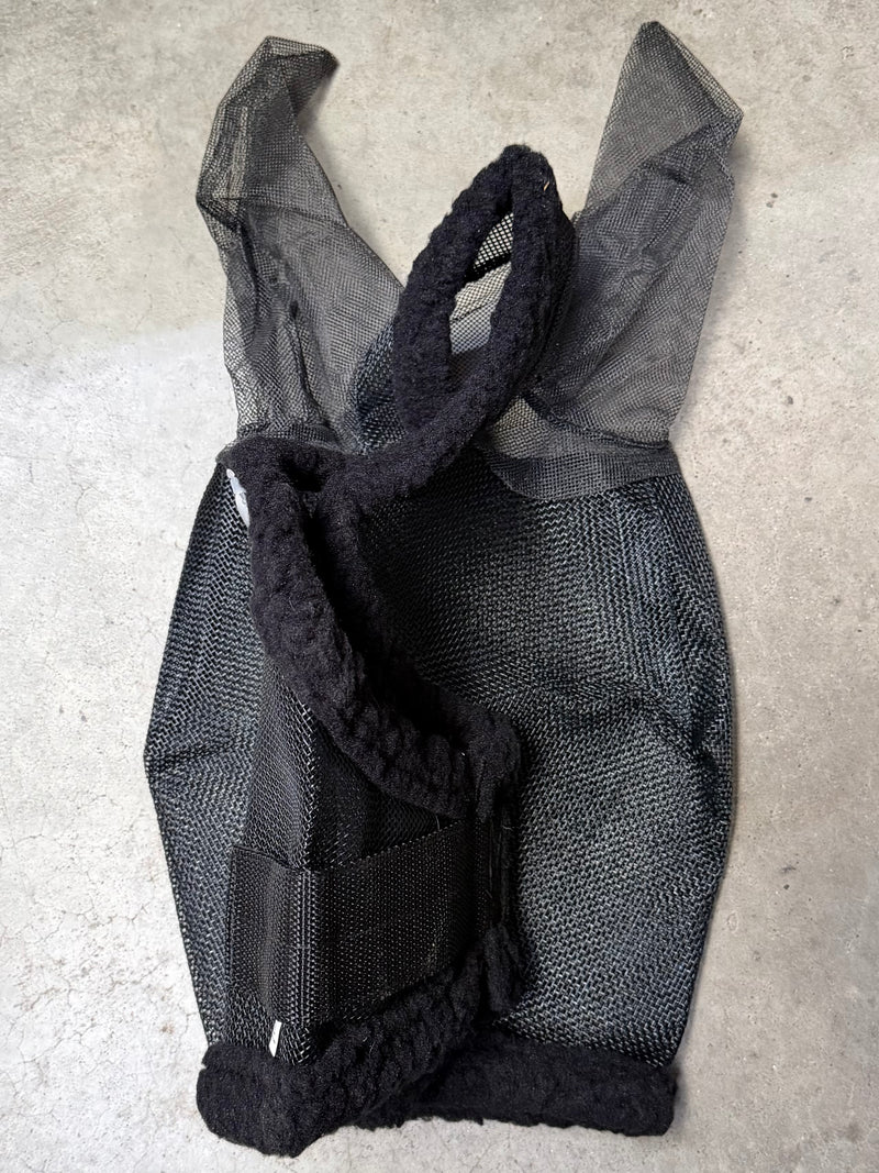 Load image into Gallery viewer, Used (Like New) Formay Deluxe Fly Mask w/ Ears - Black - Large
