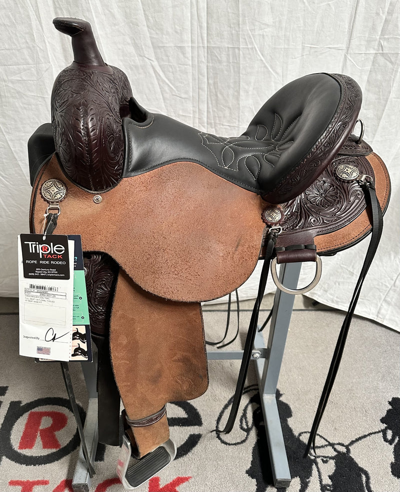 Load image into Gallery viewer, Used (Like New) Circle Y Creedmore Flex2 Trail Saddle 15"
