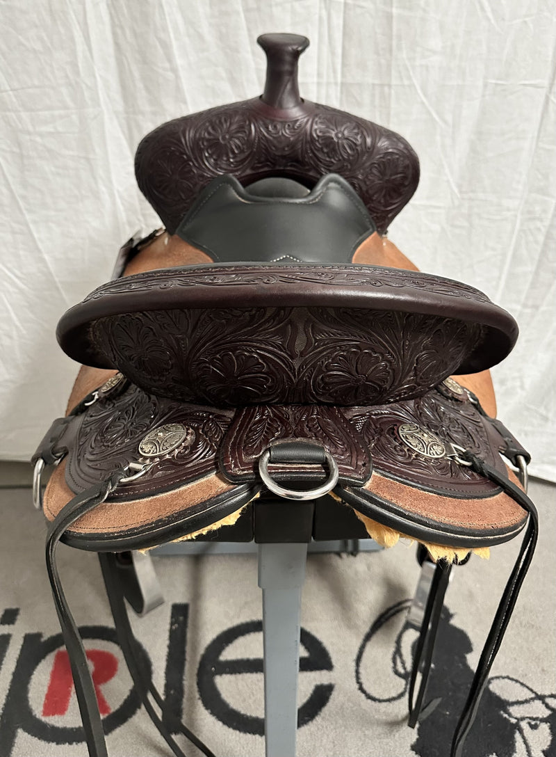 Load image into Gallery viewer, Used (Like New) Circle Y Creedmore Flex2 Trail Saddle 15"
