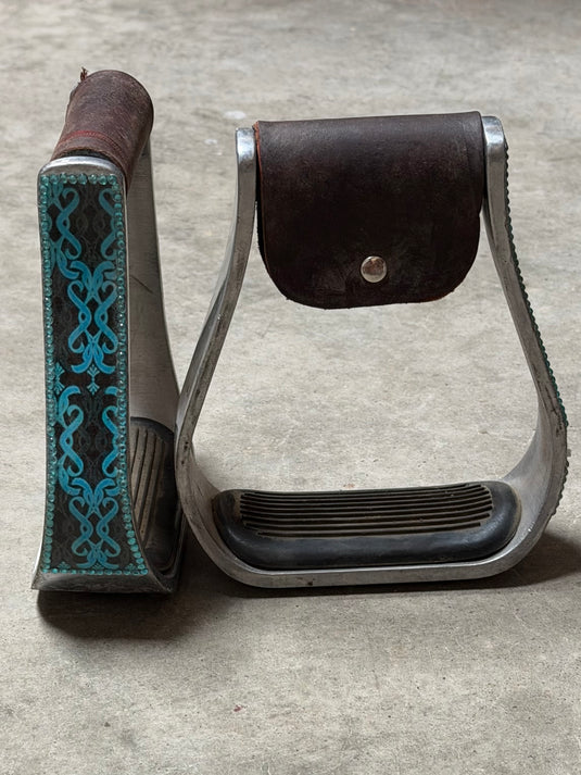 Used Turquoise Designed Aluminum Barrel Stirrups with Rubber Tread