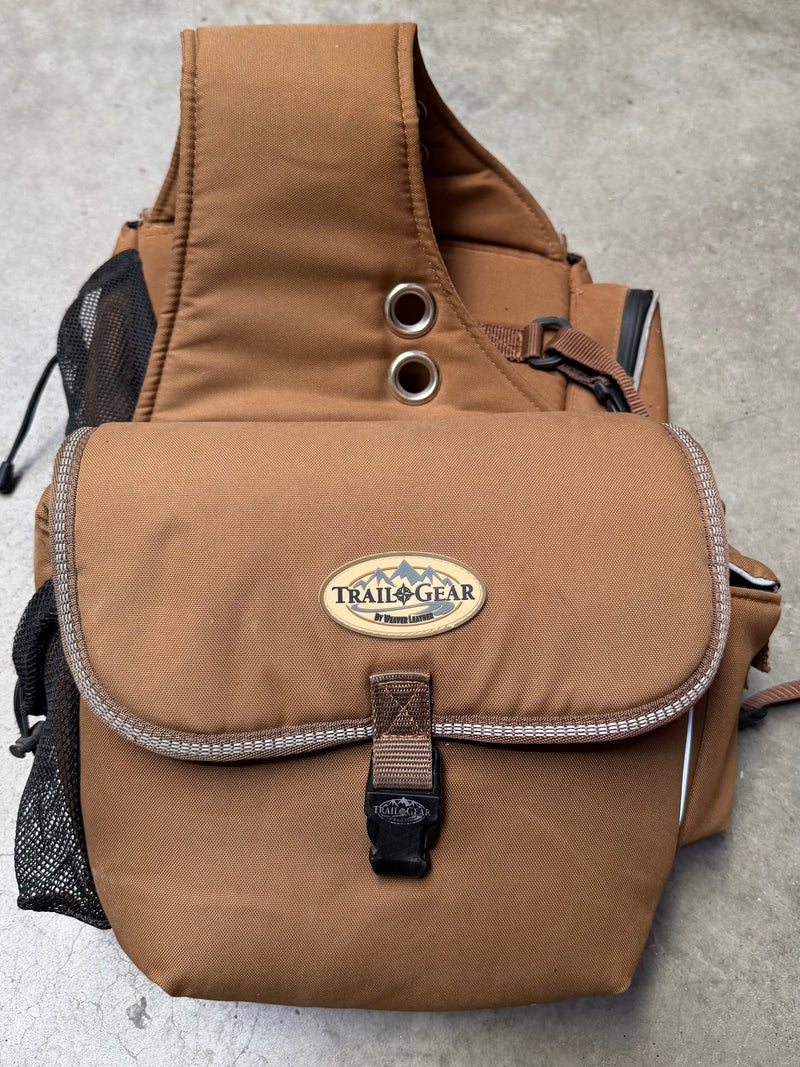 Load image into Gallery viewer, Used Weaver Leather Trail Gear Saddle Bag - Brown

