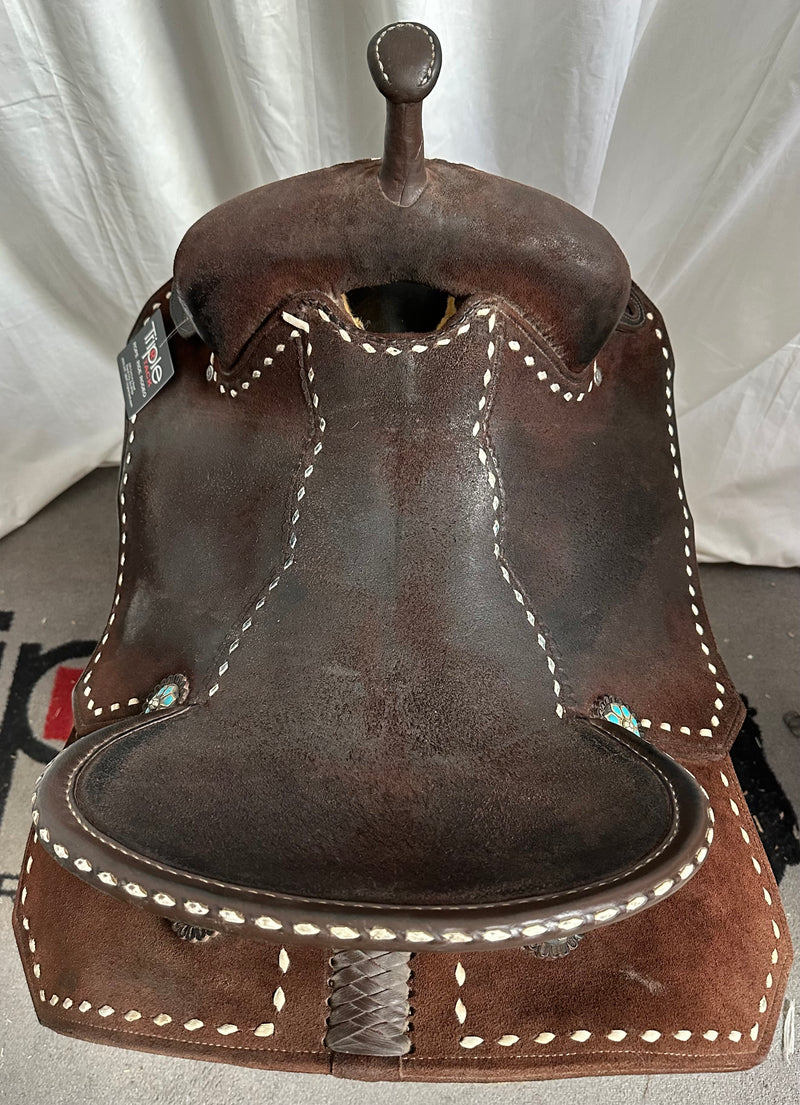 Load image into Gallery viewer, Used Tomahawk Saddlery Barrel Saddle 16"
