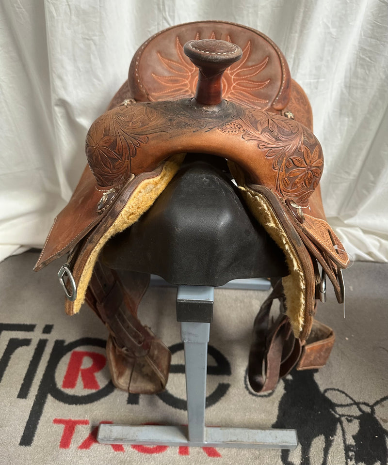 Load image into Gallery viewer, Used Martin Saddlery Team Roper Saddle - 14.5”
