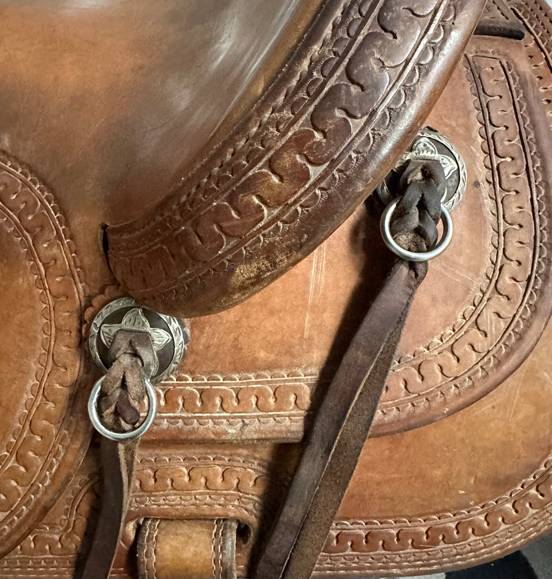 Load image into Gallery viewer, Used Randy Aldrich Western Saddle &amp; Breast Collar - 15"
