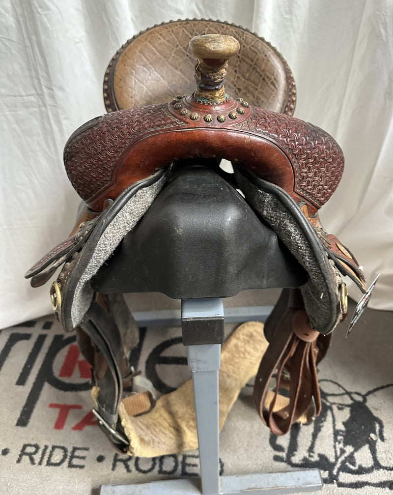 Load image into Gallery viewer, Used Circle Y Lisa Lockhart Flex2 Contender Barrel Saddle 14"
