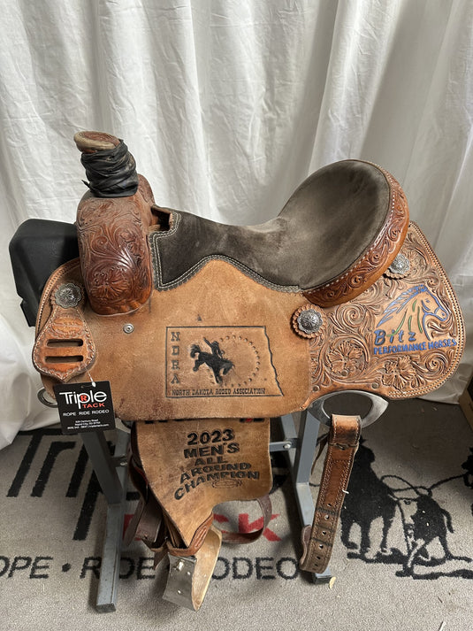 Used Connelly 1/2 Floral Team Roper Saddle 15
