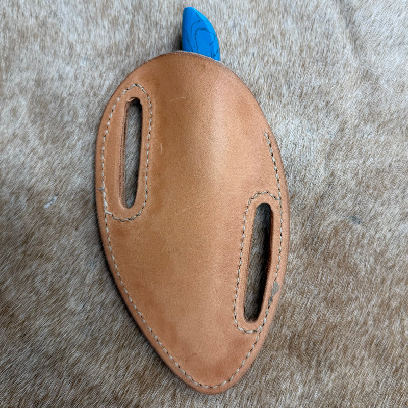 Load image into Gallery viewer, Sacred Heart Blue Handle Knife &amp; Border Sheath - Right Draw
