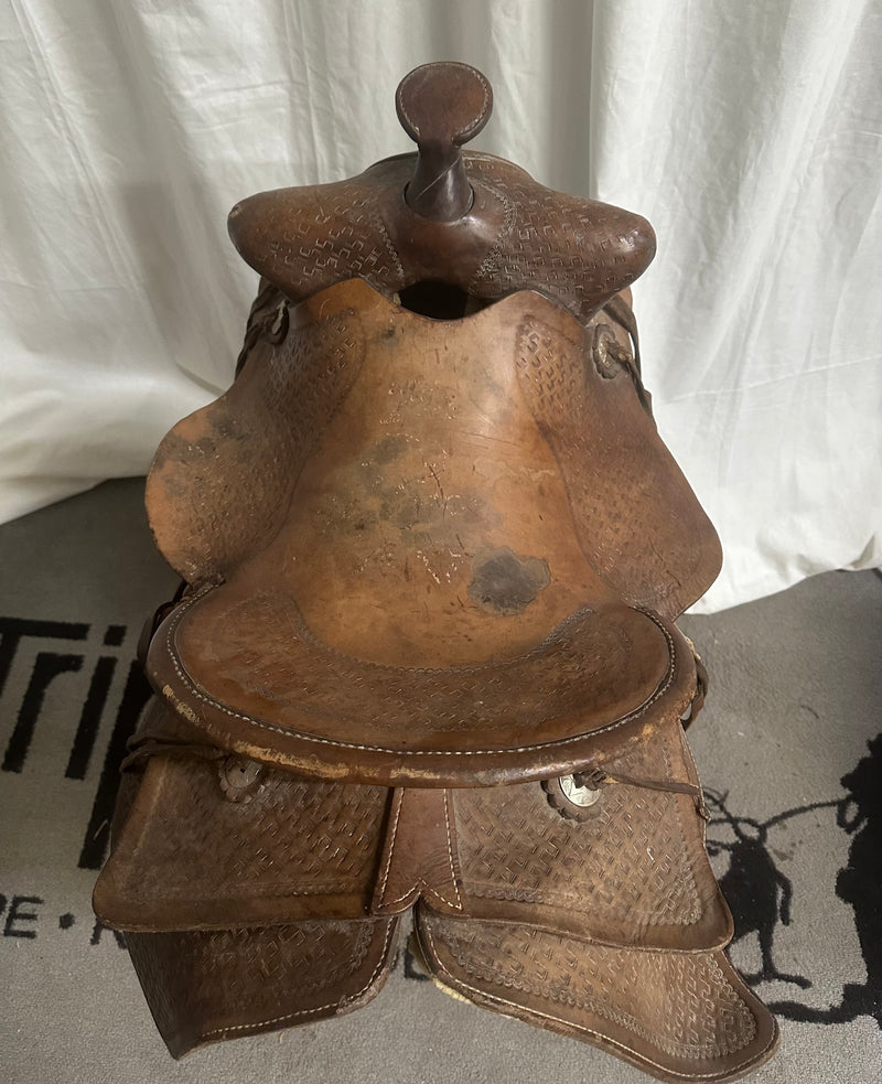Load image into Gallery viewer, Used No Name Tapadero Saddle 14"

