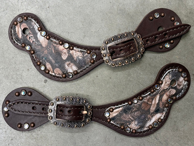 Load image into Gallery viewer, Custom Feather Overlay &amp; Copper Dots Spur Straps
