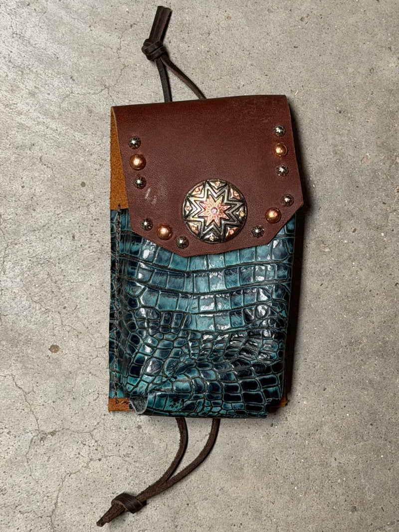 Load image into Gallery viewer, Used Rockin’ A Custom Leather Powder Holder - Embossed Turquoise Caiman
