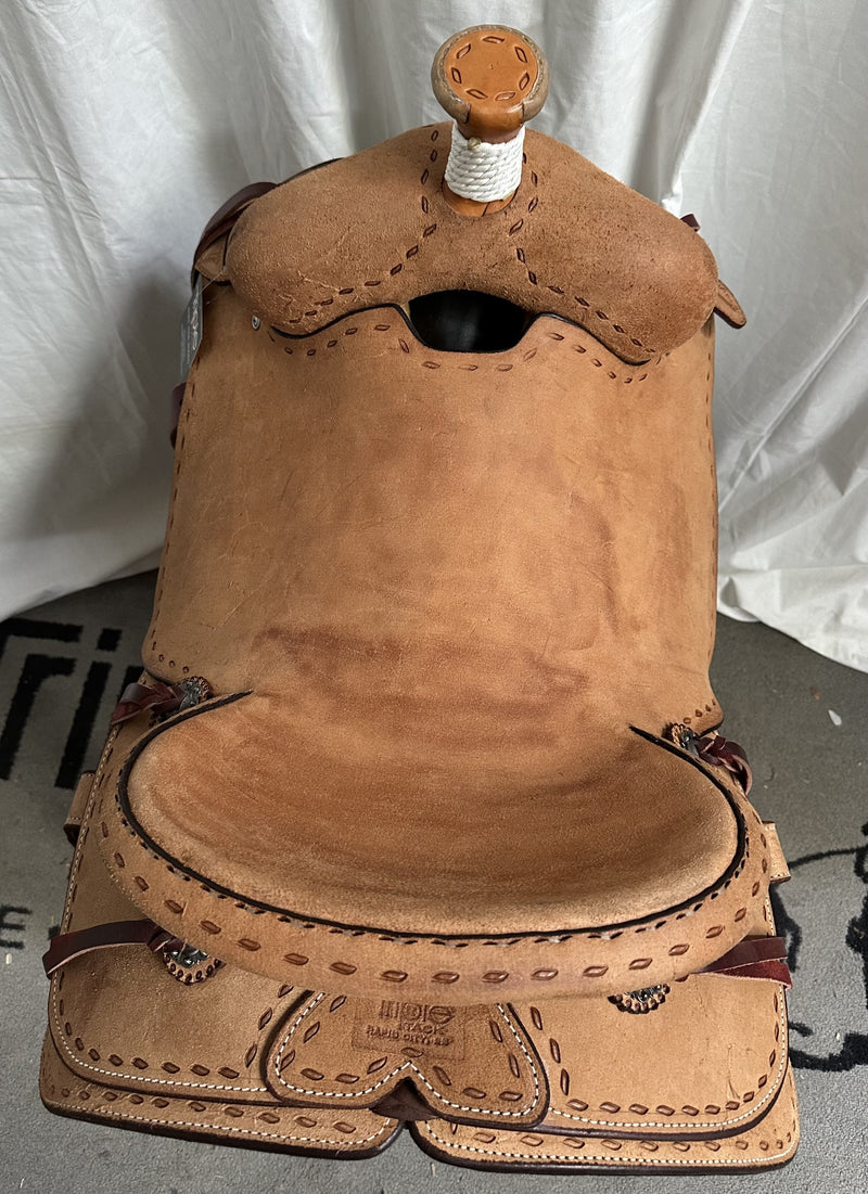 Load image into Gallery viewer, Triple R Modified Association Rancher Saddle 16"
