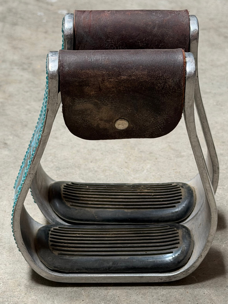 Load image into Gallery viewer, Used Turquoise Designed Aluminum Barrel Stirrups with Rubber Tread
