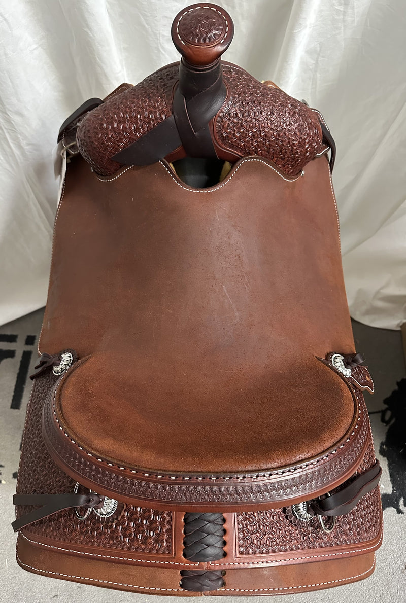 Load image into Gallery viewer, Martin Saddlery Chestnut Cowboy Rancher Saddle 15.5"
