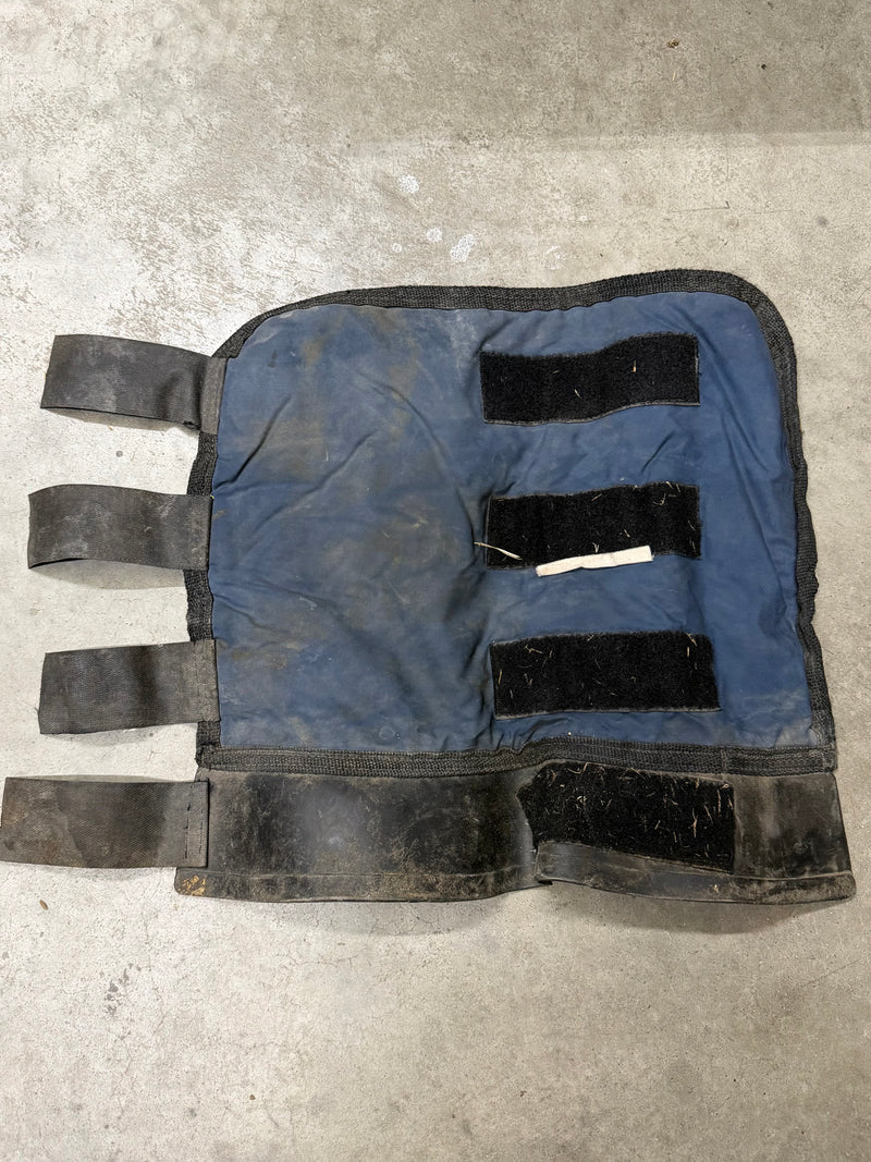 Load image into Gallery viewer, Used Champion Shipping Boots - Navy
