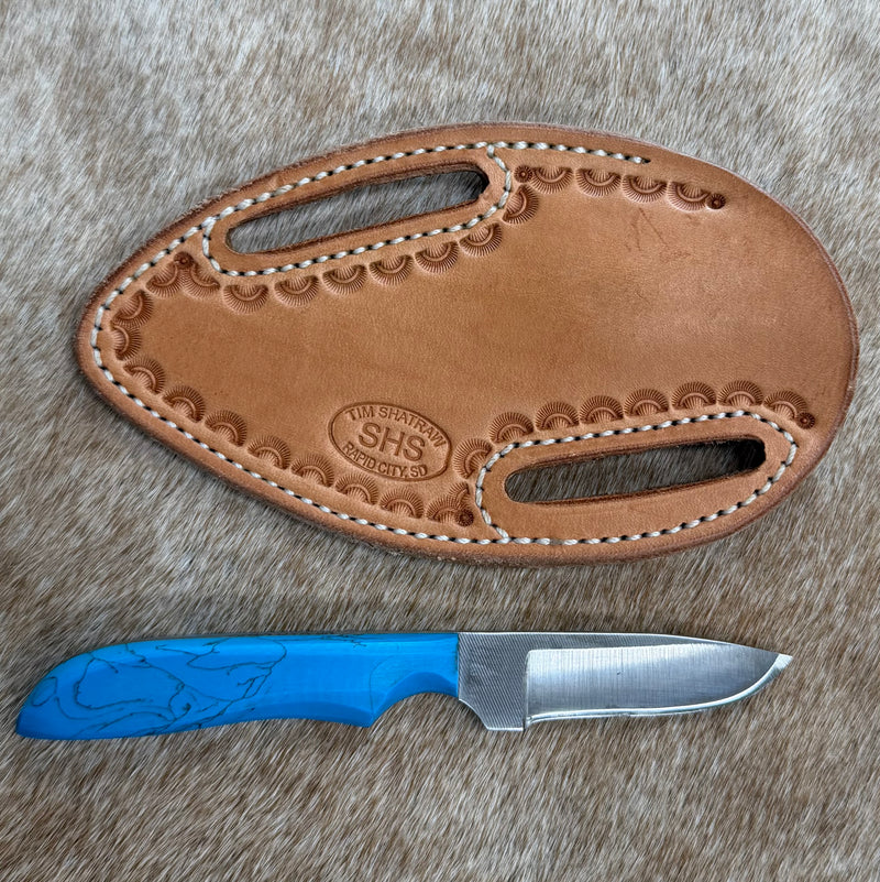 Load image into Gallery viewer, Sacred Heart Blue Handle Knife &amp; Border Sheath - Right Draw
