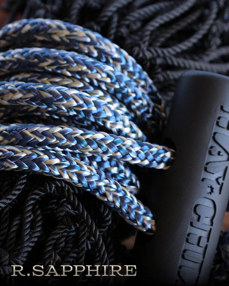 Load image into Gallery viewer, Hay Chix Half Bale Hay Net - 1-3/4"
