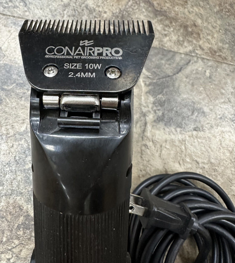 Load image into Gallery viewer, Used/Refurbished Oster Turbo A5 Single Speed Clipper - Black
