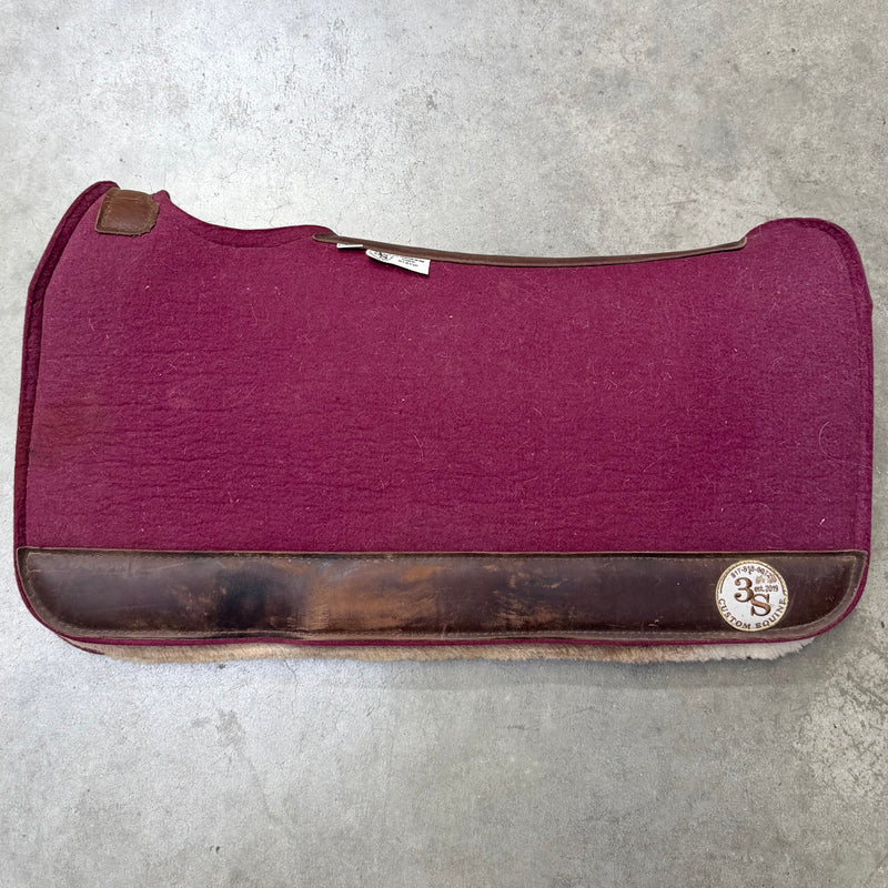 Load image into Gallery viewer, Used 3S Felt/Fleece Saddle Pad - Burgundy - 30x30 - 3/4"
