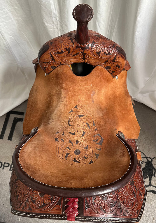 Used No Name Barrel Saddle 15.5"