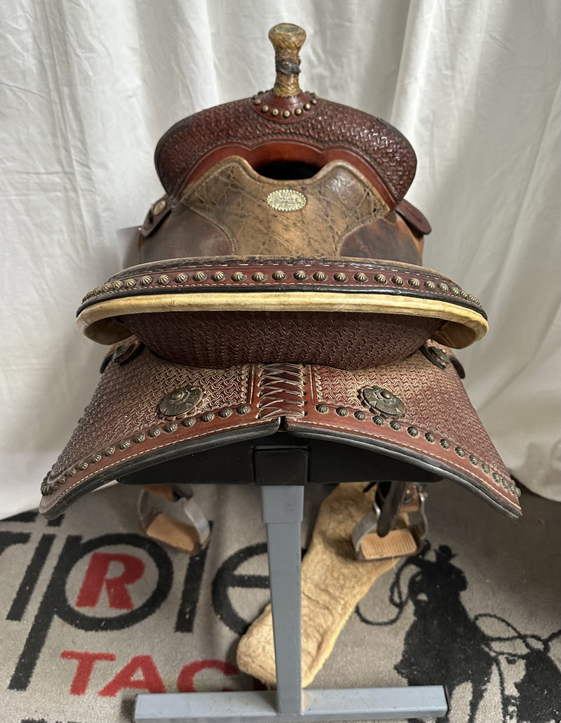 Load image into Gallery viewer, Used Circle Y Lisa Lockhart Flex2 Contender Barrel Saddle 14"
