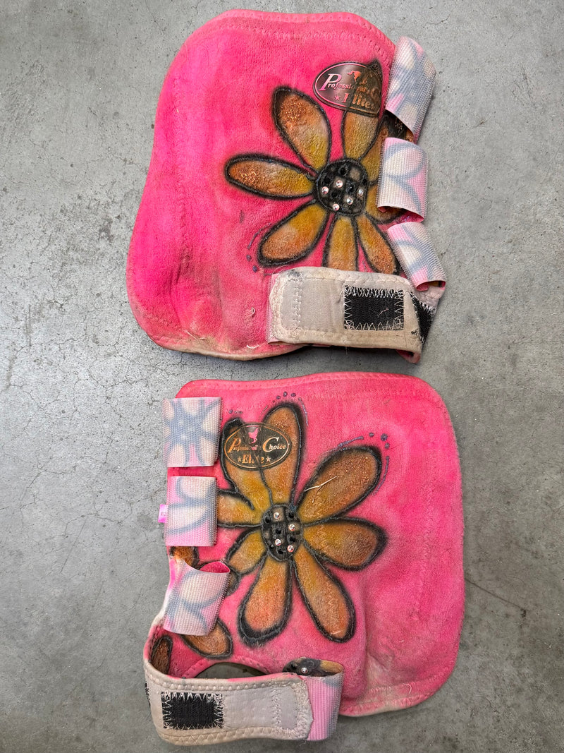 Load image into Gallery viewer, Used Custom PC VenTECH SMB Elite Protective Boots - Pink - Medium - Front
