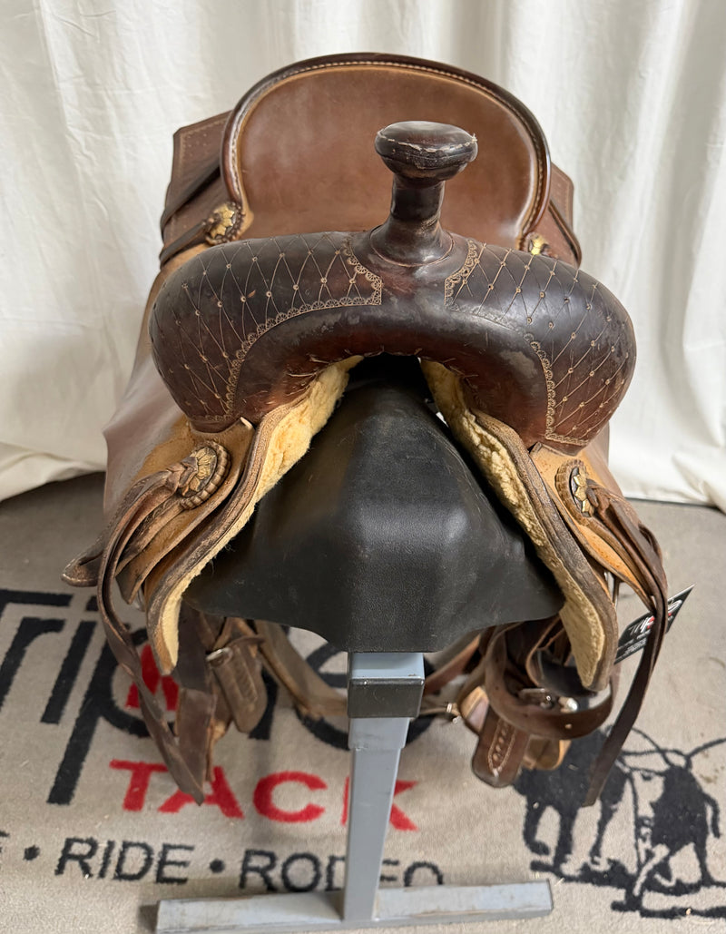 Load image into Gallery viewer, Used Jey's Custom Team Sorter Saddle 15.5"
