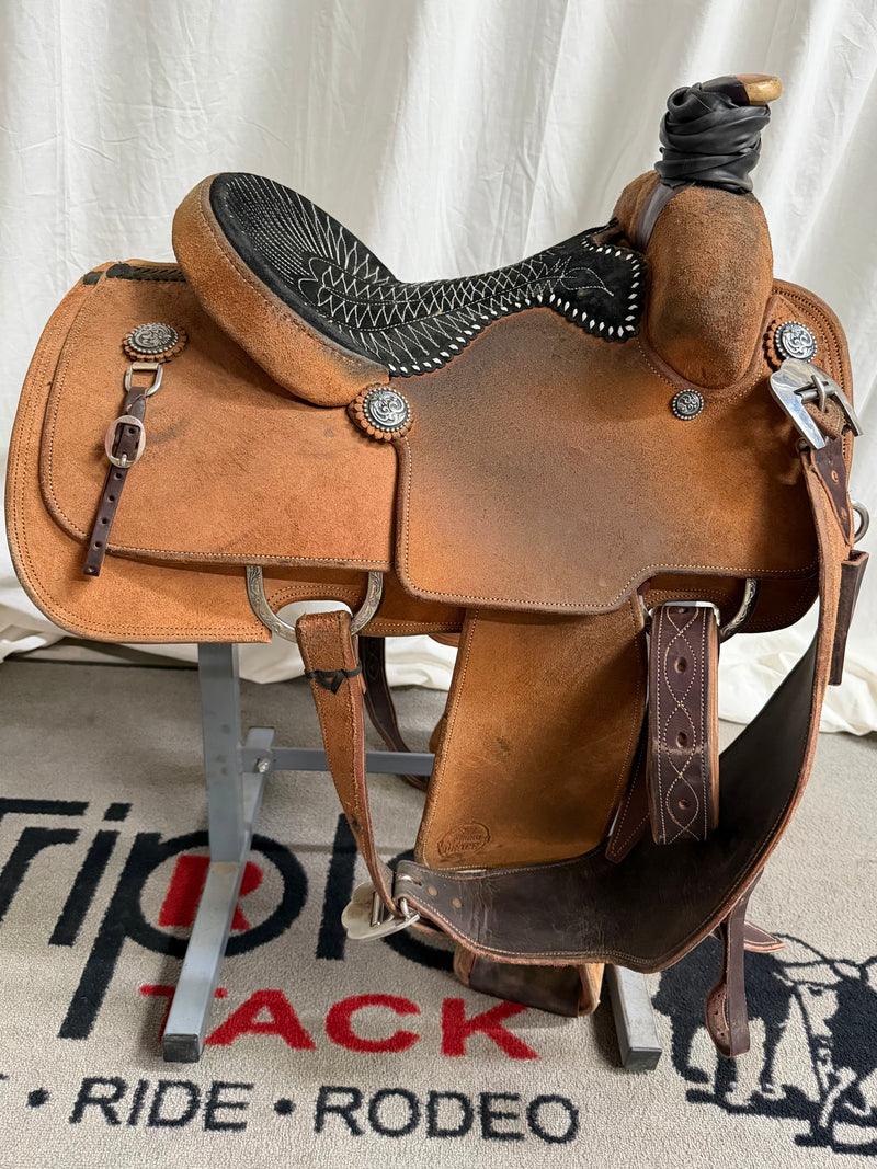 Load image into Gallery viewer, Used Peace Saddles Team Roper Saddle 14.5" &amp; Matching Breast Collar
