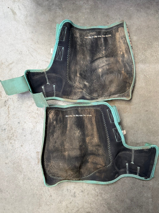 Used Top Hand Brand Protective Boots - White Southwest - Hind - Medium
