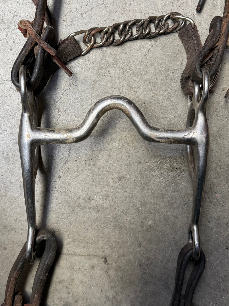 Load image into Gallery viewer, Used Bridle Set - Browband, Solid Port Bit, Split Reins
