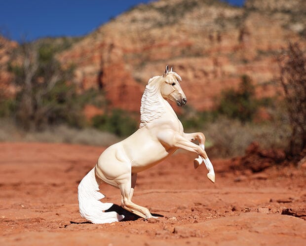 Load image into Gallery viewer, Breyer Cloud 30th Anniversary Edition
